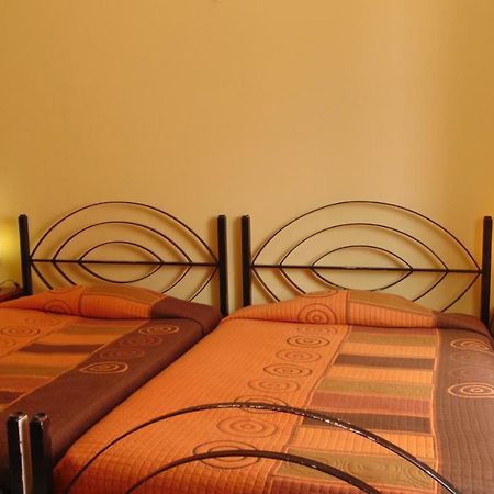 Casa Mestre Guesthouse Вила-ду-Биспо Экстерьер фото