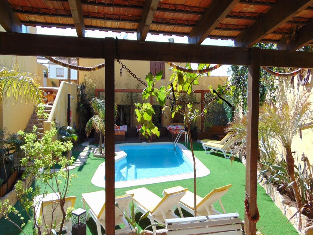 Casa Mestre Guesthouse Вила-ду-Биспо Экстерьер фото