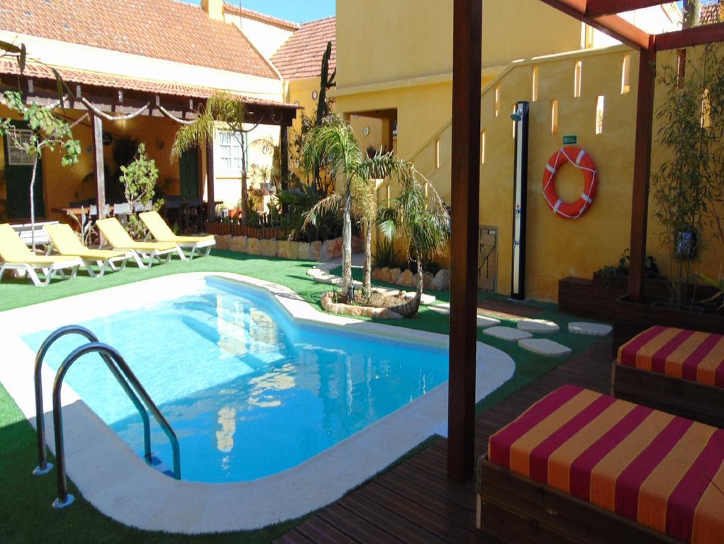Casa Mestre Guesthouse Вила-ду-Биспо Экстерьер фото